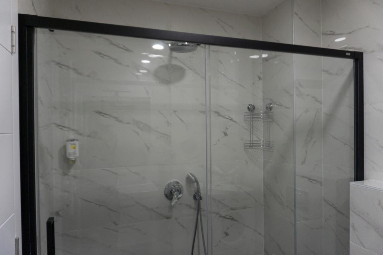 טרביניה Apartman Aurora מראה חיצוני תמונה