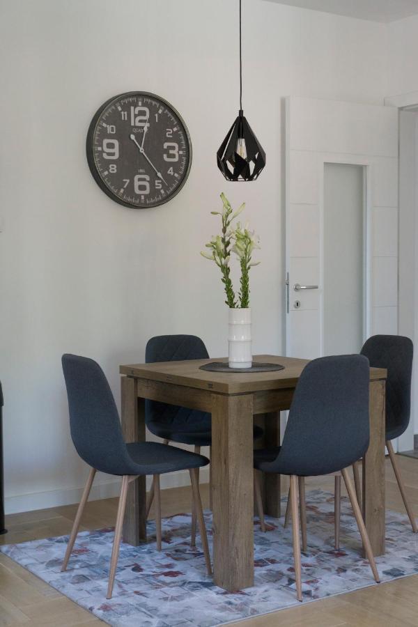 טרביניה Apartman Aurora מראה חיצוני תמונה