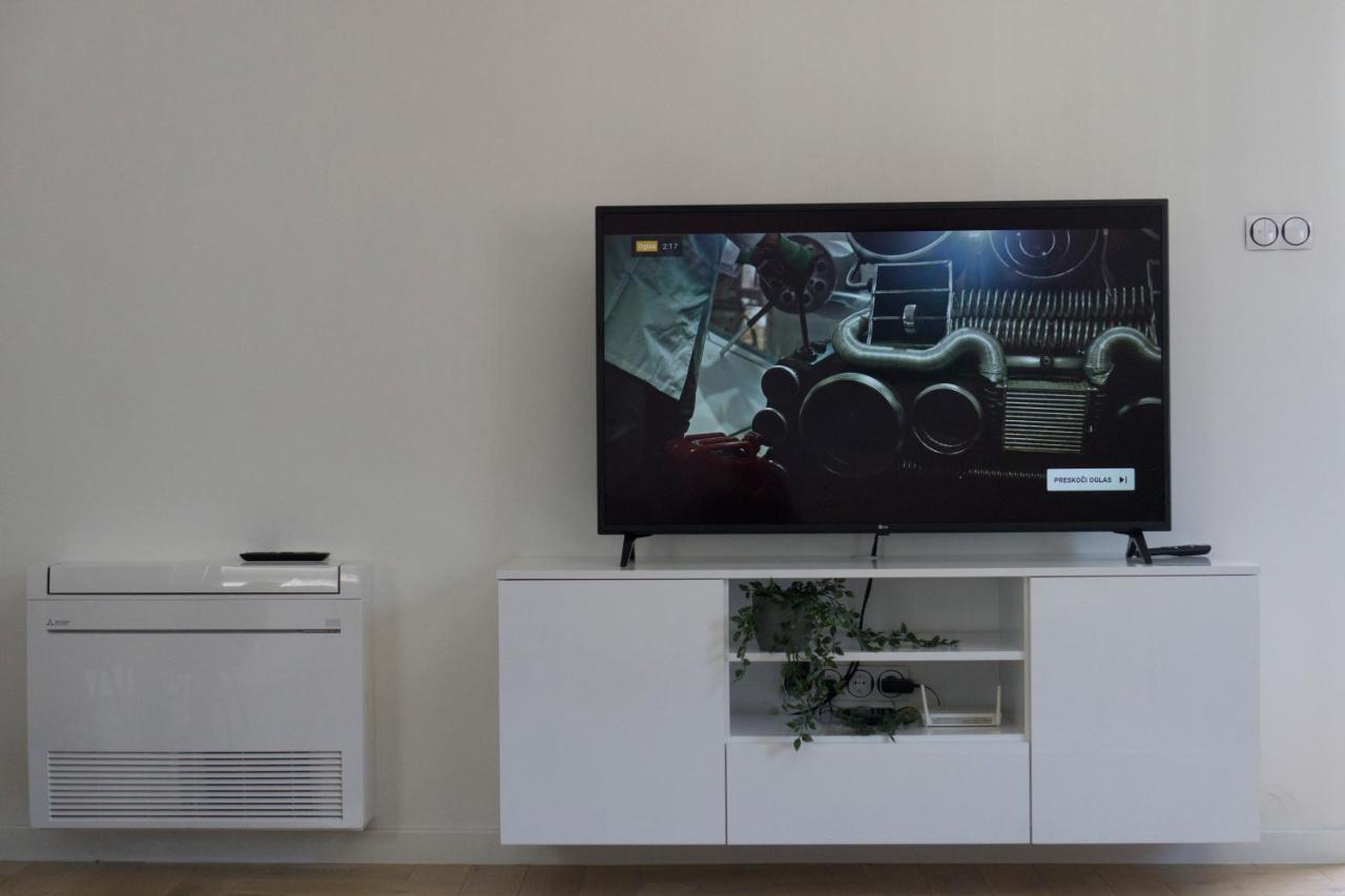 טרביניה Apartman Aurora מראה חיצוני תמונה